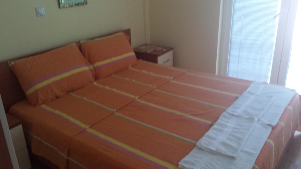 Gjole Apartments Лагадін Номер фото