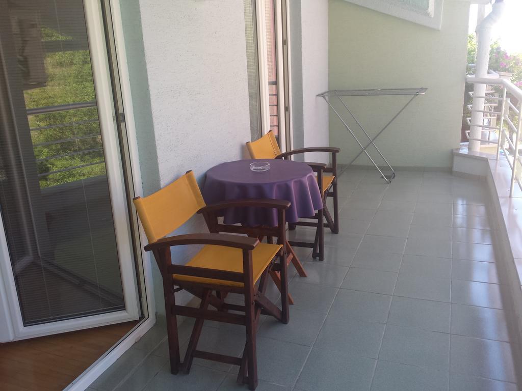 Gjole Apartments Лагадін Номер фото