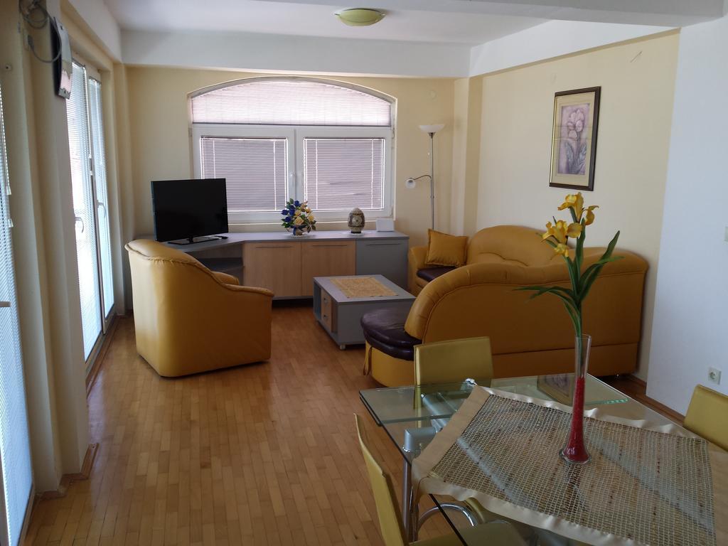 Gjole Apartments Лагадін Номер фото